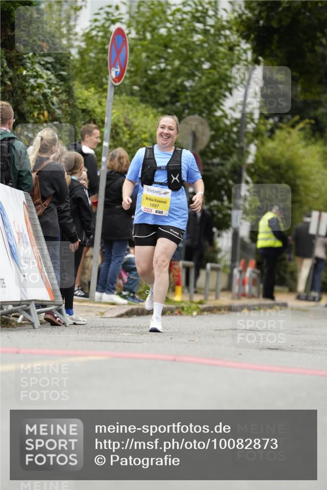 30.08.2026 - Blankeneser Heldenlauf Patografie http://msf.ph/oto/10082873 30.08.2026 10:03:54 Ziel 1697 meine-sportfotos.de