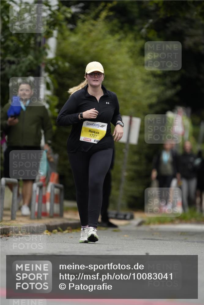 30.08.2026 - Blankeneser Heldenlauf Patografie http://msf.ph/oto/10083041 30.08.2026 10:06:24 Ziel 1365, 1367 meine-sportfotos.de