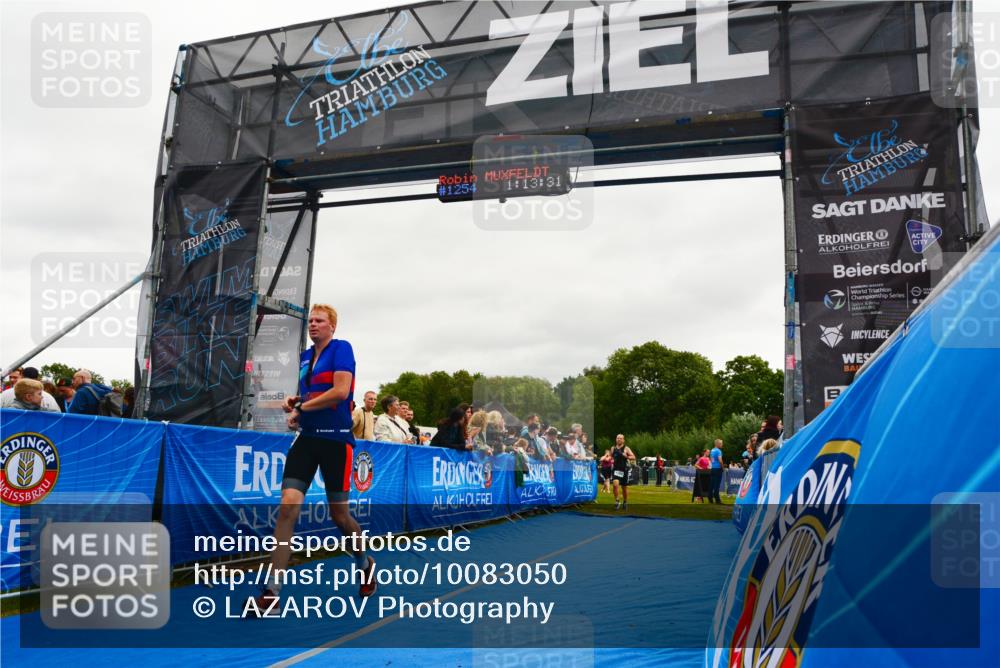 30.08.2026 - Elbe Triathlon Hamburg LAZAROV Photography http://msf.ph/oto/10083050 30.08.2026 11:33:37 Ziel 843, 1126, 1289, 1313 meine-sportfotos.de
