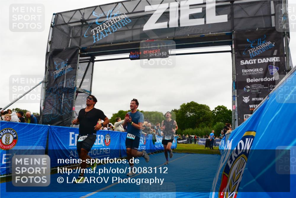30.08.2026 - Elbe Triathlon Hamburg LAZAROV Photography http://msf.ph/oto/10083112 30.08.2026 11:34:05 Ziel 1166, 1180, 1234, 1452 meine-sportfotos.de