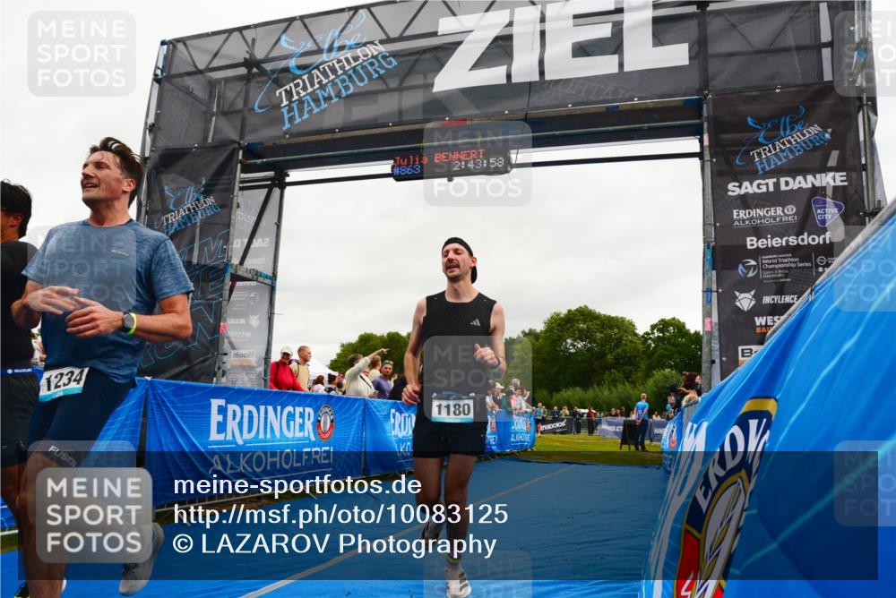 30.08.2026 - Elbe Triathlon Hamburg LAZAROV Photography http://msf.ph/oto/10083125 30.08.2026 11:34:06 Ziel 1166, 1180, 1234 meine-sportfotos.de