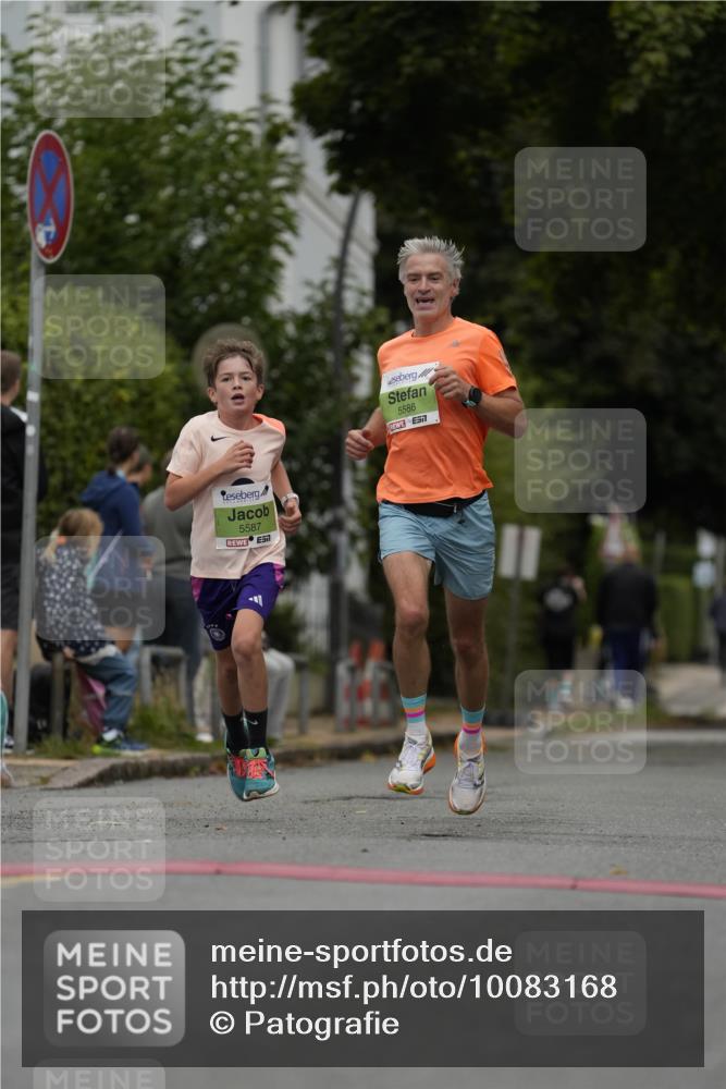 30.08.2026 - Blankeneser Heldenlauf Patografie http://msf.ph/oto/10083168 30.08.2026 10:10:21 Ziel 5586, 5587 meine-sportfotos.de