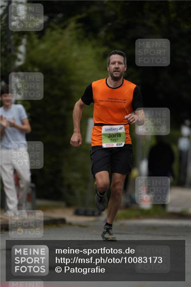 30.08.2026 - Blankeneser Heldenlauf Patografie http://msf.ph/oto/10083173 30.08.2026 10:10:30 Ziel 5586, 5587, 5797 meine-sportfotos.de