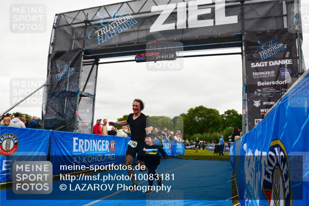 30.08.2026 - Elbe Triathlon Hamburg LAZAROV Photography http://msf.ph/oto/10083181 30.08.2026 11:34:34 Ziel 1141, 1266 meine-sportfotos.de