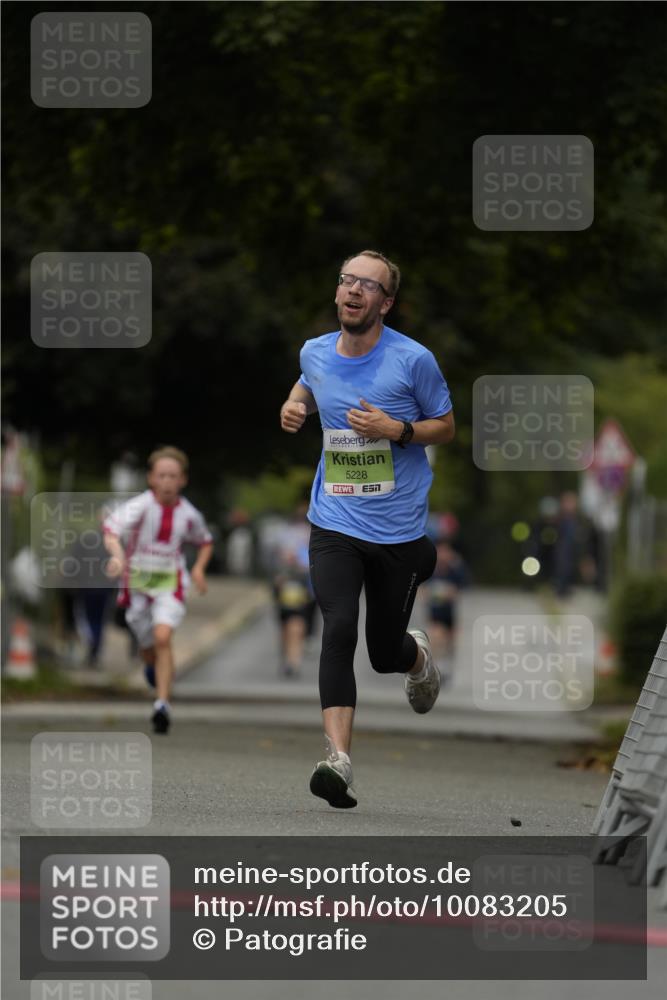 30.08.2026 - Blankeneser Heldenlauf Patografie http://msf.ph/oto/10083205 30.08.2026 10:11:00 Ziel 5228, 5544 meine-sportfotos.de