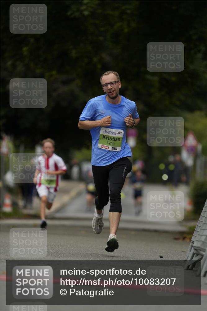 30.08.2026 - Blankeneser Heldenlauf Patografie http://msf.ph/oto/10083207 30.08.2026 10:11:00 Ziel 5228, 5544 meine-sportfotos.de