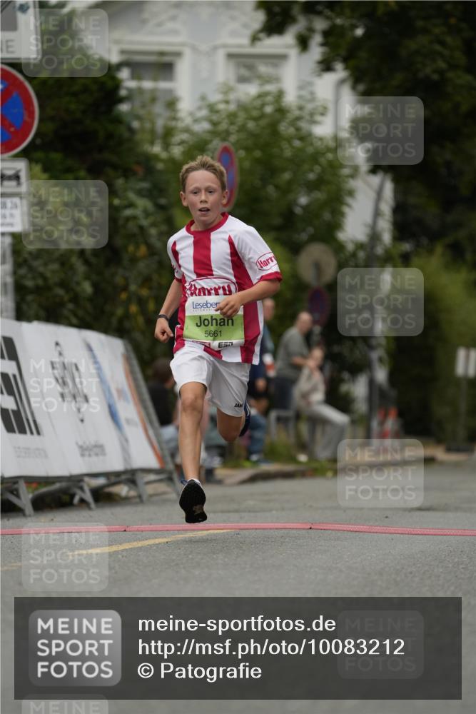 30.08.2026 - Blankeneser Heldenlauf Patografie http://msf.ph/oto/10083212 30.08.2026 10:11:07 Ziel 5228, 5661 meine-sportfotos.de