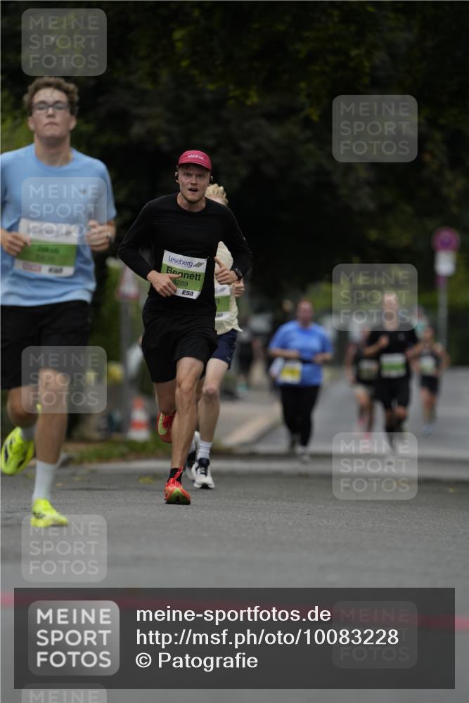 30.08.2026 - Blankeneser Heldenlauf Patografie http://msf.ph/oto/10083228 30.08.2026 10:11:31 Ziel 5492, 5835 meine-sportfotos.de