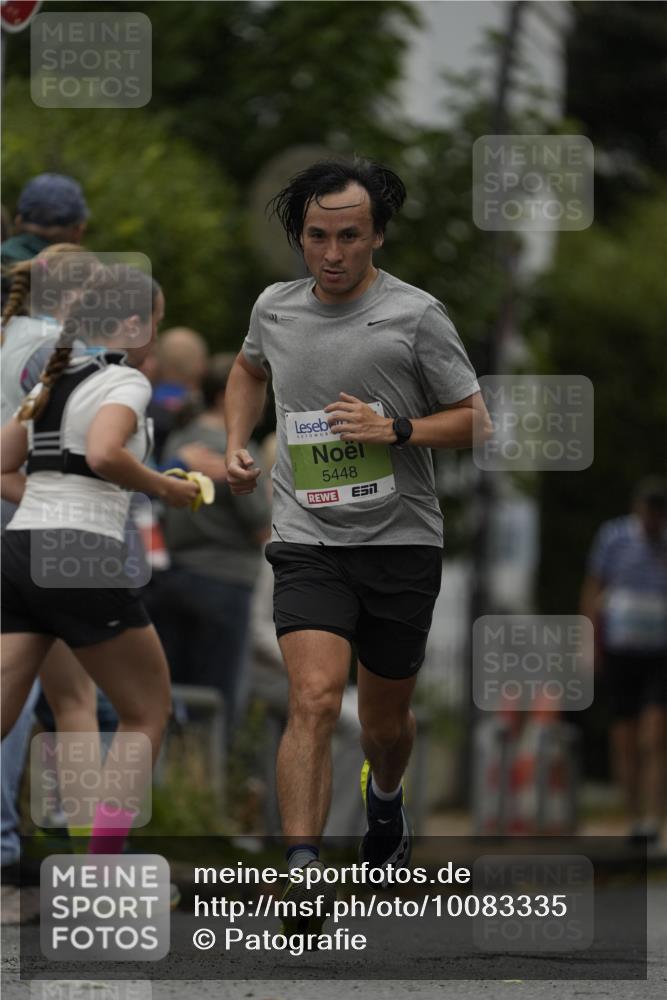 30.08.2026 - Blankeneser Heldenlauf Patografie http://msf.ph/oto/10083335 30.08.2026 10:12:57 Ziel 5419, 5448 meine-sportfotos.de