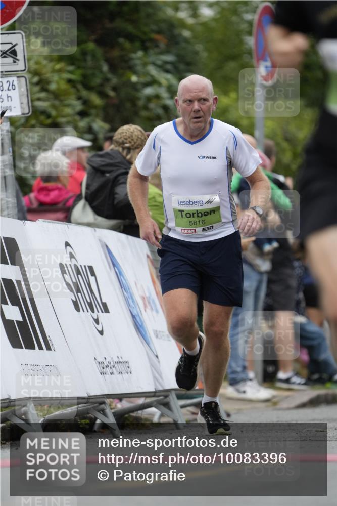30.08.2026 - Blankeneser Heldenlauf Patografie http://msf.ph/oto/10083396 30.08.2026 10:13:56 Ziel 5247, 5273, 5275, 5816 meine-sportfotos.de
