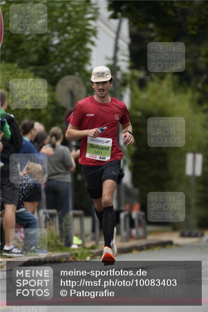 30.08.2026 - Blankeneser Heldenlauf Patografie http://msf.ph/oto/10083403 30.08.2026 10:14:02 Ziel 5247, 5273, 5275, 5471, 5816 meine-sportfotos.de