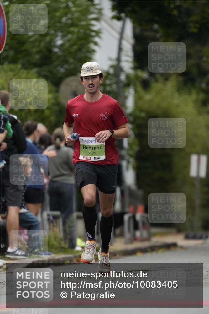30.08.2026 - Blankeneser Heldenlauf Patografie http://msf.ph/oto/10083405 30.08.2026 10:14:03 Ziel 5275, 5471, 5816 meine-sportfotos.de