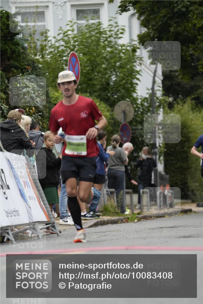 30.08.2026 - Blankeneser Heldenlauf Patografie http://msf.ph/oto/10083408 30.08.2026 10:14:04 Ziel 5275, 5471, 5816 meine-sportfotos.de