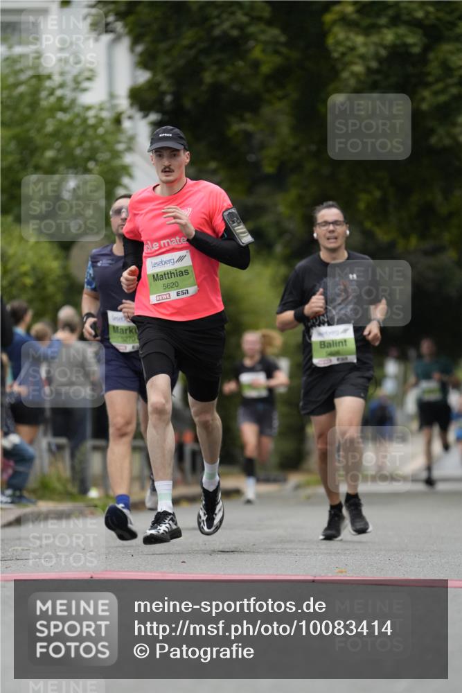 30.08.2026 - Blankeneser Heldenlauf Patografie http://msf.ph/oto/10083414 30.08.2026 10:14:09 Ziel 5151, 5270, 5471, 5620, 5828 meine-sportfotos.de