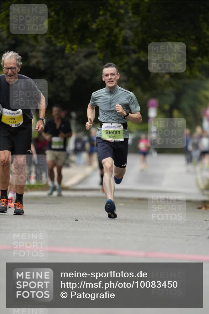 30.08.2026 - Blankeneser Heldenlauf Patografie http://msf.ph/oto/10083450 30.08.2026 10:15:02 Ziel 5021, 5059, 5481, 5775 meine-sportfotos.de