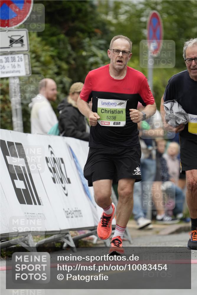 30.08.2026 - Blankeneser Heldenlauf Patografie http://msf.ph/oto/10083454 30.08.2026 10:15:08 Ziel 1744, 5021, 5059, 5238 meine-sportfotos.de