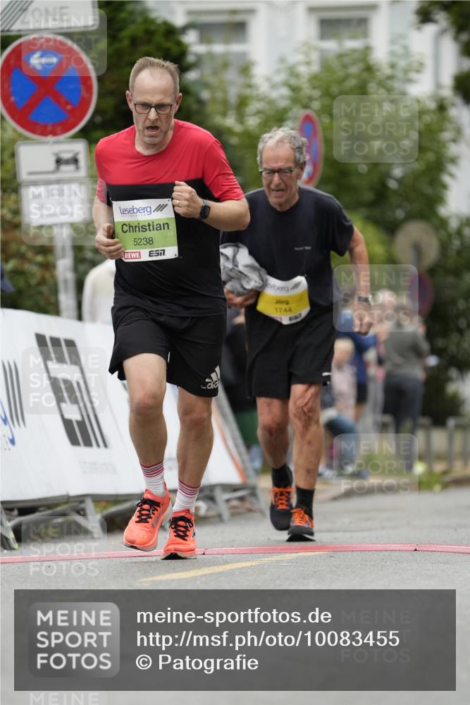 30.08.2026 - Blankeneser Heldenlauf Patografie http://msf.ph/oto/10083455 30.08.2026 10:15:09 Ziel 1744, 5021, 5059, 5238 meine-sportfotos.de
