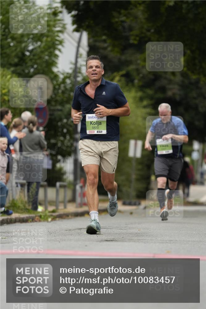30.08.2026 - Blankeneser Heldenlauf Patografie http://msf.ph/oto/10083457 30.08.2026 10:15:12 Ziel 1744, 5059, 5238, 5820 meine-sportfotos.de