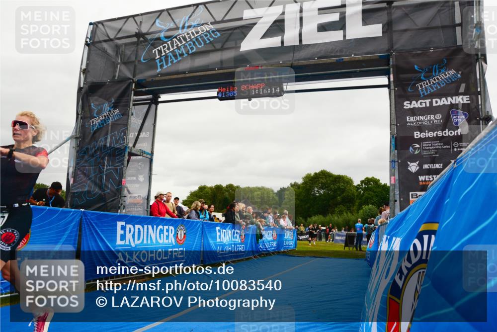 30.08.2026 - Elbe Triathlon Hamburg LAZAROV Photography http://msf.ph/oto/10083540 30.08.2026 11:36:33 Ziel 568, 882, 977 meine-sportfotos.de