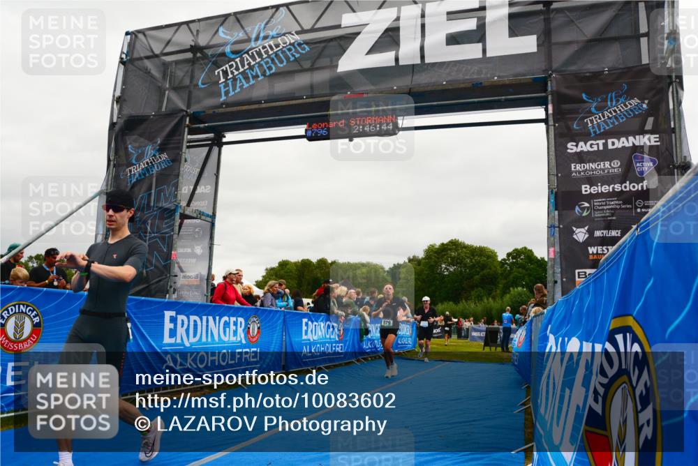 30.08.2026 - Elbe Triathlon Hamburg LAZAROV Photography http://msf.ph/oto/10083602 30.08.2026 11:37:01 Ziel 879, 1011, 1050, 1132, 1307 meine-sportfotos.de