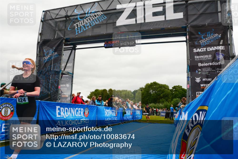 30.08.2026 - Elbe Triathlon Hamburg LAZAROV Photography http://msf.ph/oto/10083674 30.08.2026 11:37:33 Ziel 824, 1334 meine-sportfotos.de