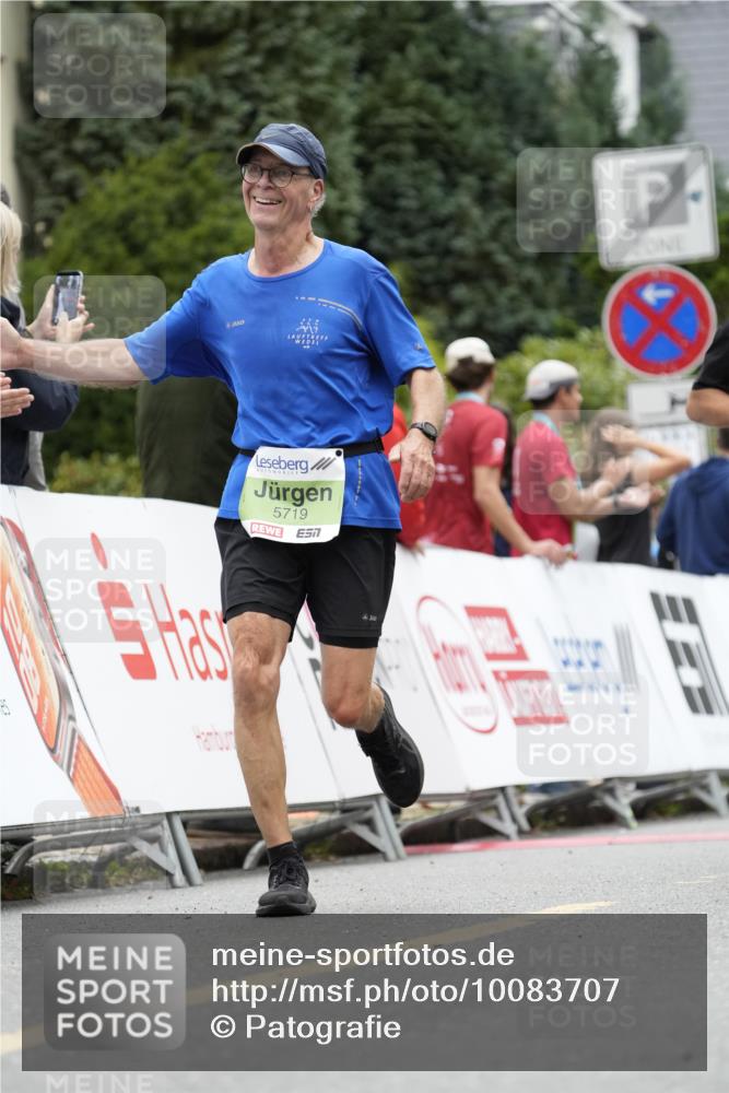 30.08.2026 - Blankeneser Heldenlauf Patografie http://msf.ph/oto/10083707 30.08.2026 10:19:10 Ziel 5004, 5449, 5719, 5846, 5848, 5880 meine-sportfotos.de