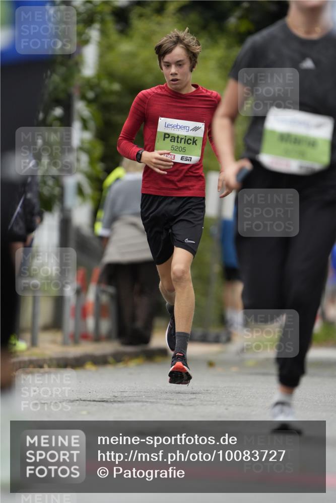 30.08.2026 - Blankeneser Heldenlauf Patografie http://msf.ph/oto/10083727 30.08.2026 10:19:24 Ziel 5110, 5205, 5532, 5534, 5545, 5776 meine-sportfotos.de