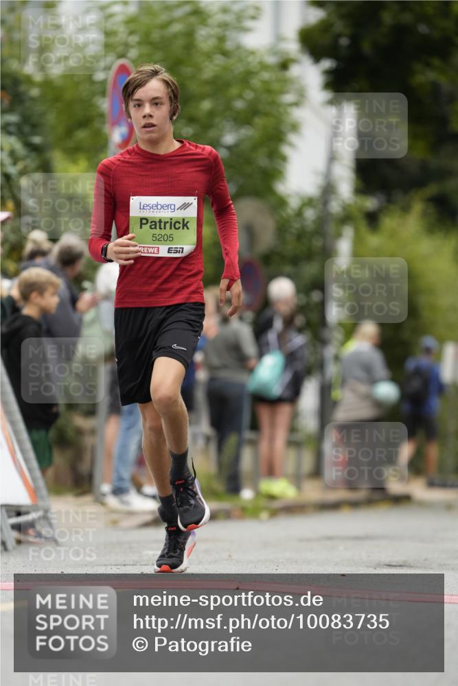 30.08.2026 - Blankeneser Heldenlauf Patografie http://msf.ph/oto/10083735 30.08.2026 10:19:28 Ziel 5110, 5205, 5532, 5534, 5545, 5776 meine-sportfotos.de