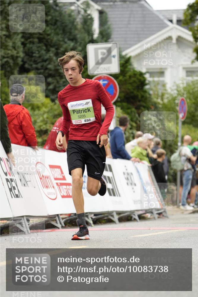 30.08.2026 - Blankeneser Heldenlauf Patografie http://msf.ph/oto/10083738 30.08.2026 10:19:30 Ziel 5110, 5205, 5532, 5545, 5776 meine-sportfotos.de