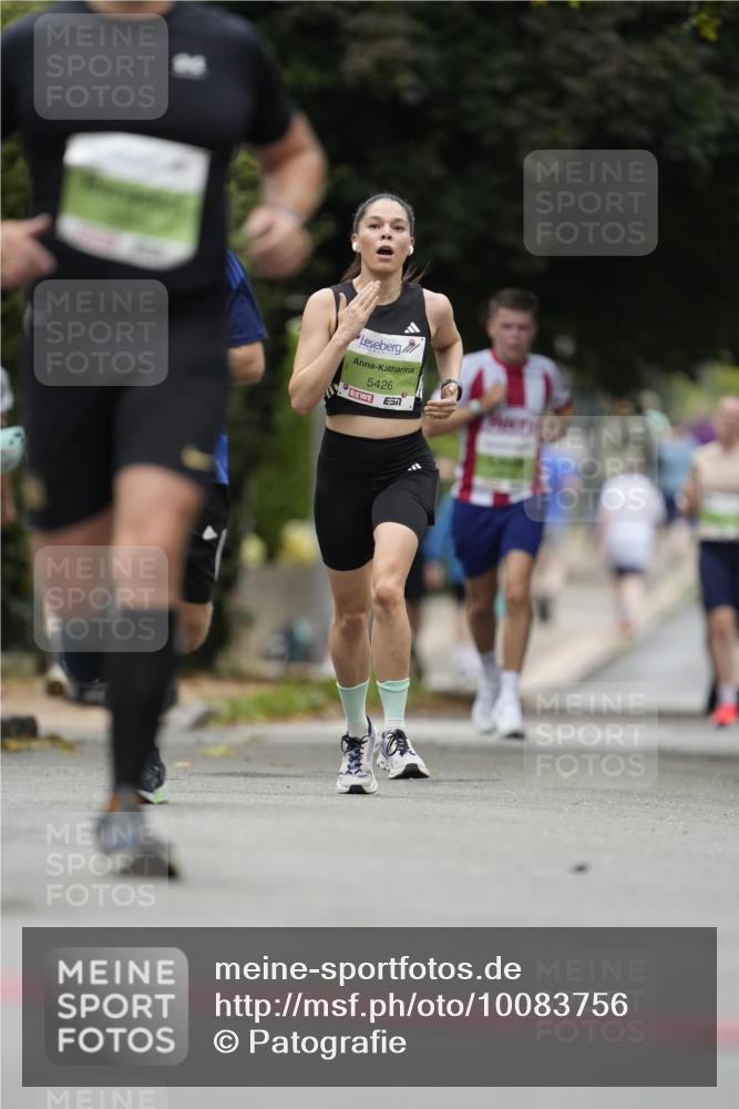 30.08.2026 - Blankeneser Heldenlauf Patografie http://msf.ph/oto/10083756 30.08.2026 10:19:51 Ziel 5049, 5088, 5475, 5476 meine-sportfotos.de
