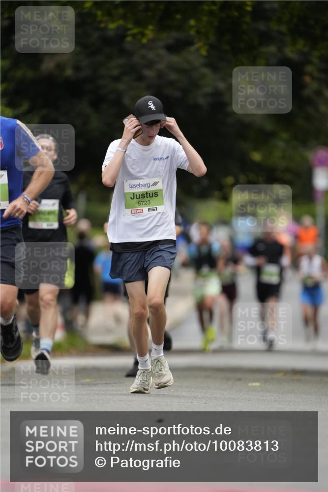 30.08.2026 - Blankeneser Heldenlauf Patografie http://msf.ph/oto/10083813 30.08.2026 10:20:28 Ziel 5122, 5356, 5621, 5881 meine-sportfotos.de