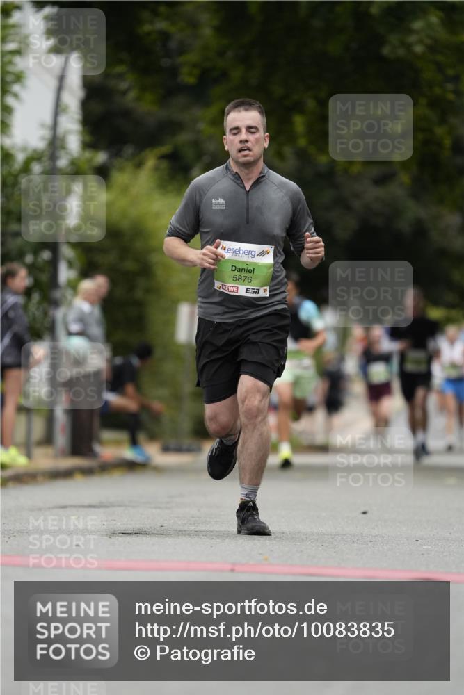30.08.2026 - Blankeneser Heldenlauf Patografie http://msf.ph/oto/10083835 30.08.2026 10:20:36 Ziel 5723, 5745, 5821, 5876, 5881 meine-sportfotos.de