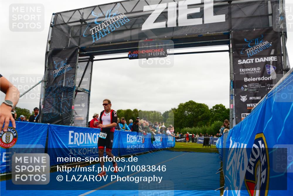 30.08.2026 - Elbe Triathlon Hamburg LAZAROV Photography http://msf.ph/oto/10083846 30.08.2026 11:38:22 Ziel 889, 1335, 1422 meine-sportfotos.de