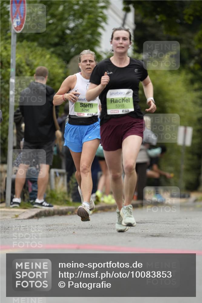 30.08.2026 - Blankeneser Heldenlauf Patografie http://msf.ph/oto/10083853 30.08.2026 10:20:51 Ziel 5296, 5315, 5391 meine-sportfotos.de