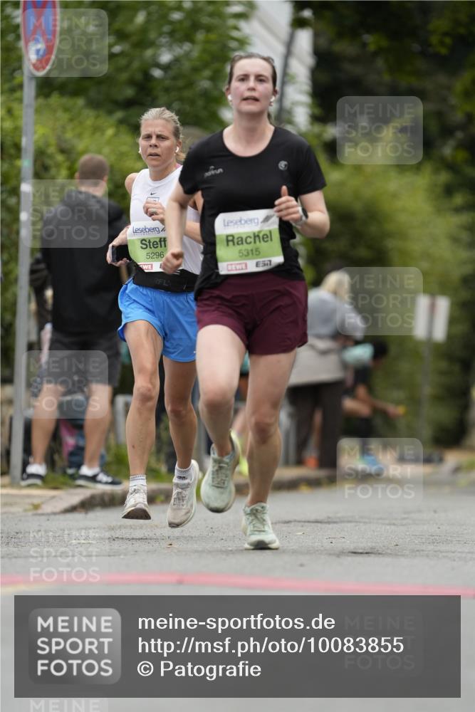 30.08.2026 - Blankeneser Heldenlauf Patografie http://msf.ph/oto/10083855 30.08.2026 10:20:52 Ziel 5296, 5315, 5391 meine-sportfotos.de