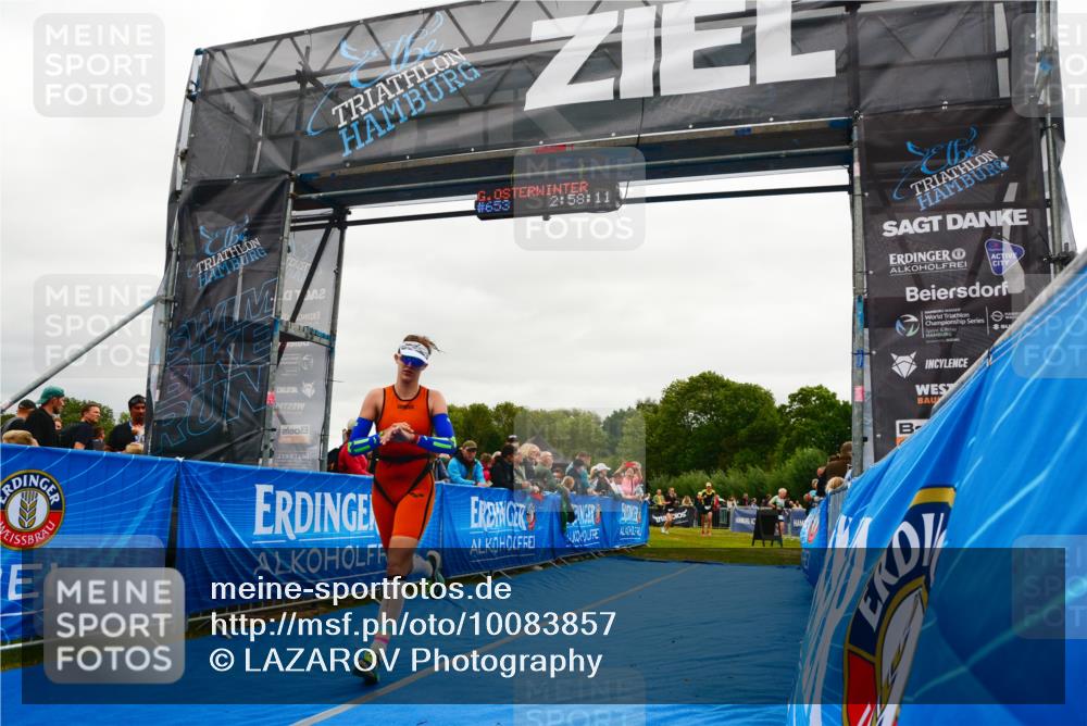 30.08.2026 - Elbe Triathlon Hamburg LAZAROV Photography http://msf.ph/oto/10083857 30.08.2026 11:38:28 Ziel 1300, 1422 meine-sportfotos.de