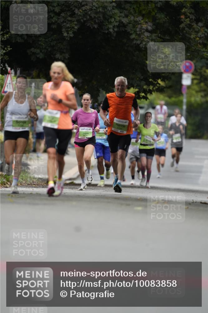 30.08.2026 - Blankeneser Heldenlauf Patografie http://msf.ph/oto/10083858 30.08.2026 10:21:00 Ziel 5296, 5315 meine-sportfotos.de