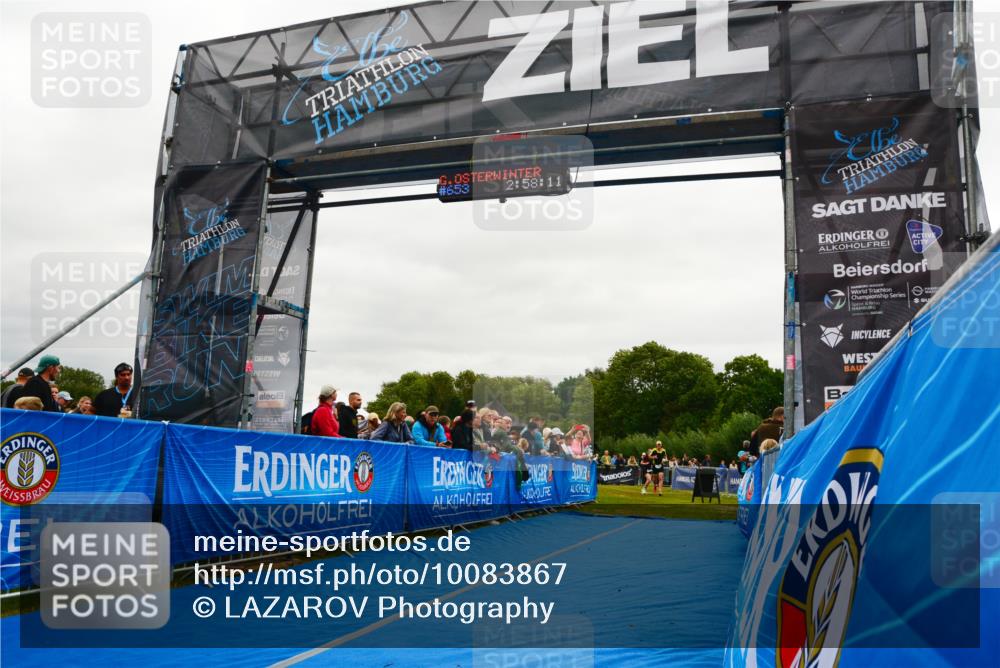 30.08.2026 - Elbe Triathlon Hamburg LAZAROV Photography http://msf.ph/oto/10083867 30.08.2026 11:38:29 Ziel 1300, 1422 meine-sportfotos.de
