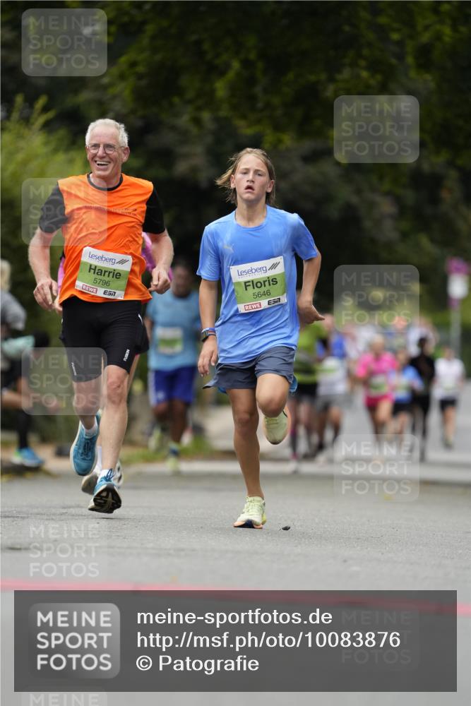 30.08.2026 - Blankeneser Heldenlauf Patografie http://msf.ph/oto/10083876 30.08.2026 10:21:10 Ziel 5140, 5646, 5778, 5796, 5888 meine-sportfotos.de