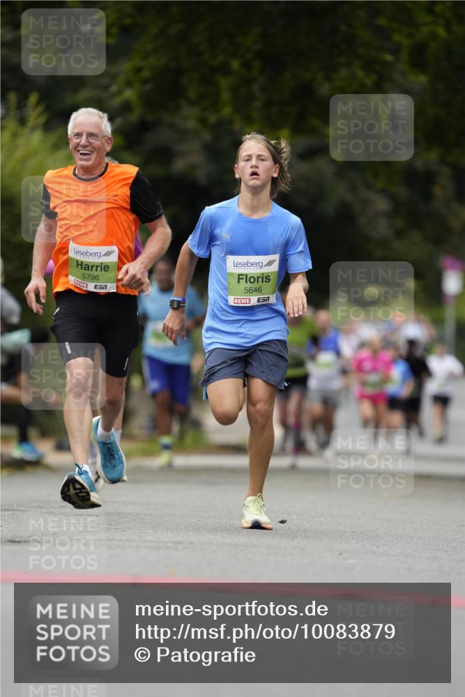 30.08.2026 - Blankeneser Heldenlauf Patografie http://msf.ph/oto/10083879 30.08.2026 10:21:11 Ziel 5140, 5646, 5778, 5796, 5888 meine-sportfotos.de
