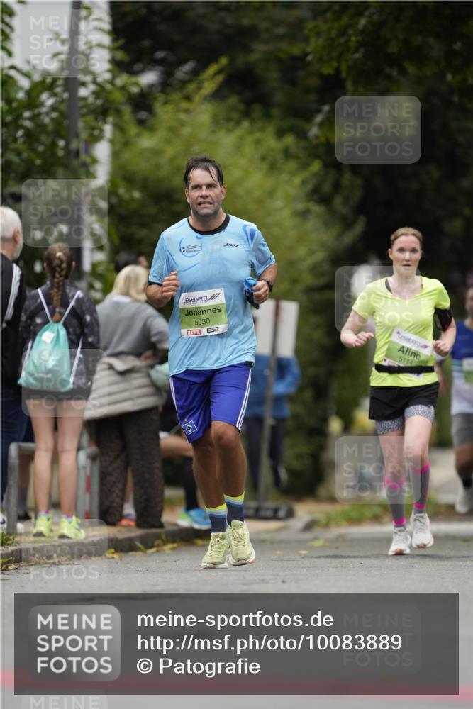 30.08.2026 - Blankeneser Heldenlauf Patografie http://msf.ph/oto/10083889 30.08.2026 10:21:16 Ziel 5140, 5646, 5778, 5796, 5888 meine-sportfotos.de