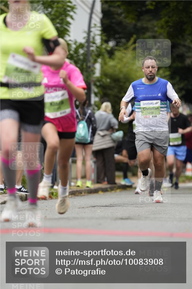 30.08.2026 - Blankeneser Heldenlauf Patografie http://msf.ph/oto/10083908 30.08.2026 10:21:24 Ziel 5030, 5114, 5258, 5594 meine-sportfotos.de