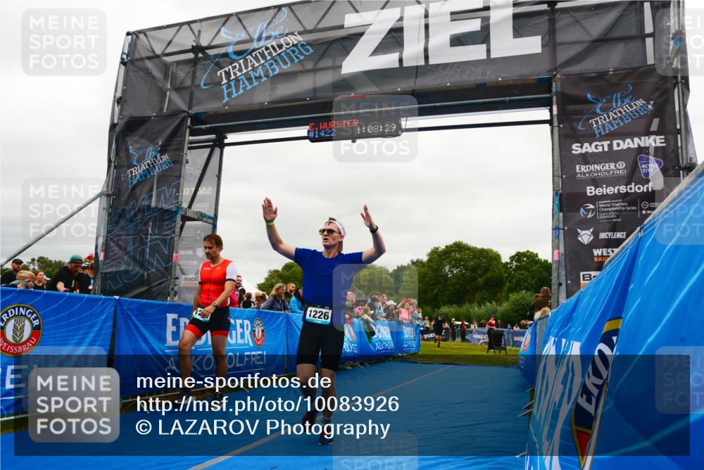 30.08.2026 - Elbe Triathlon Hamburg LAZAROV Photography http://msf.ph/oto/10083926 30.08.2026 11:38:43 Ziel 867, 1162, 1226, 1253, 1354, 1444 meine-sportfotos.de