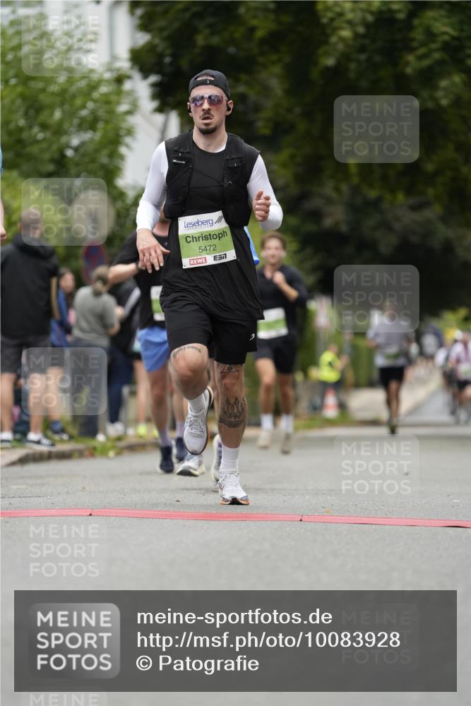 30.08.2026 - Blankeneser Heldenlauf Patografie http://msf.ph/oto/10083928 30.08.2026 10:21:32 Ziel 5006, 5114, 5258, 5265, 5411, 5472, 5594 meine-sportfotos.de