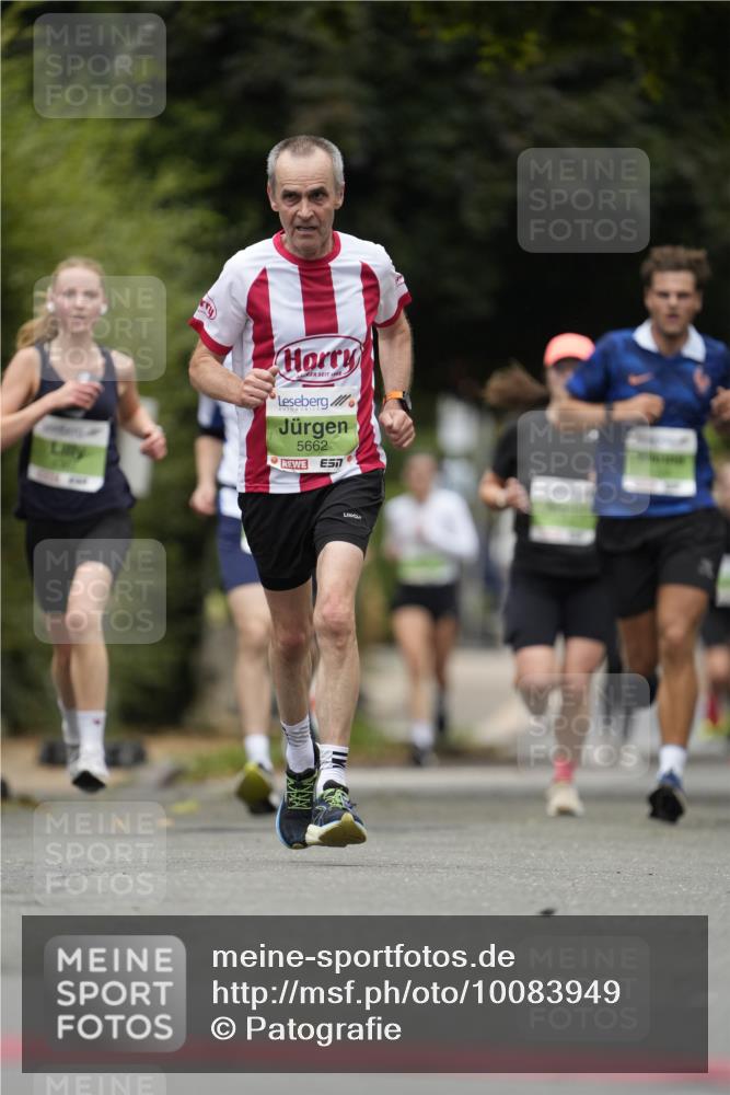 30.08.2026 - Blankeneser Heldenlauf Patografie http://msf.ph/oto/10083949 30.08.2026 10:21:48 Ziel 5554 meine-sportfotos.de