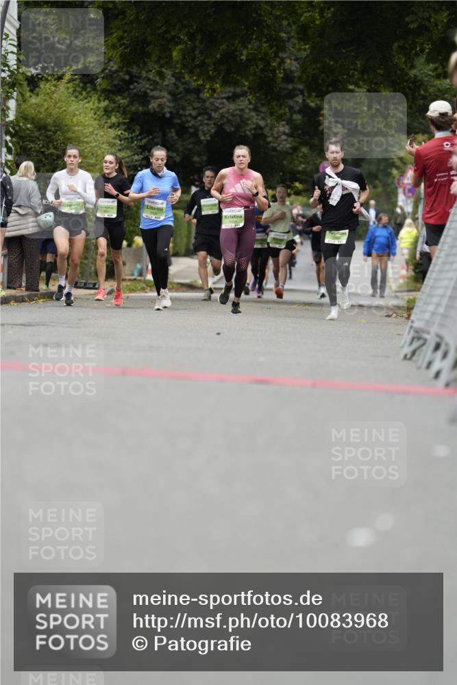 30.08.2026 - Blankeneser Heldenlauf Patografie http://msf.ph/oto/10083968 30.08.2026 10:22:00 Ziel 5307, 5615, 5662, 5708, 5770 meine-sportfotos.de
