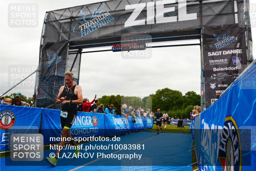 30.08.2026 - Elbe Triathlon Hamburg LAZAROV Photography http://msf.ph/oto/10083981 30.08.2026 11:39:03 Ziel 936, 1158, 1169, 1319, 1346, 1456 meine-sportfotos.de