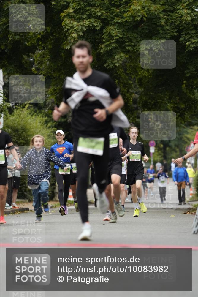 30.08.2026 - Blankeneser Heldenlauf Patografie http://msf.ph/oto/10083982 30.08.2026 10:22:07 Ziel 5145, 5430, 5434, 5695, 5760, 5863, 5873 meine-sportfotos.de