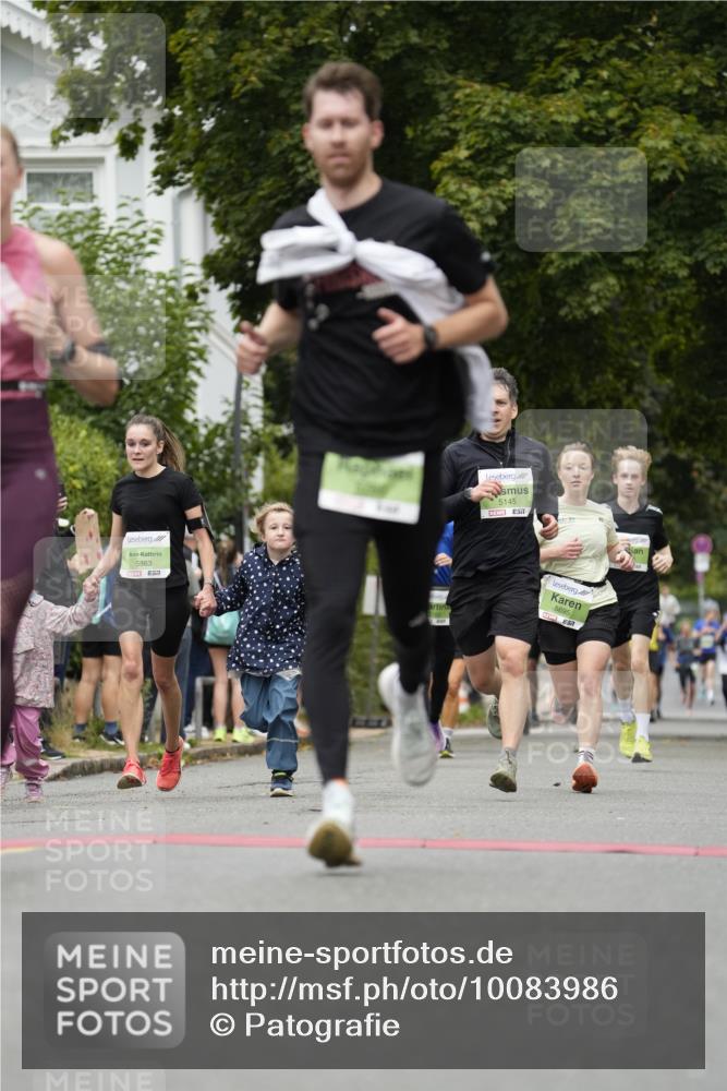 30.08.2026 - Blankeneser Heldenlauf Patografie http://msf.ph/oto/10083986 30.08.2026 10:22:09 Ziel 5145, 5162, 5430, 5434, 5695, 5760, 5795, 5863, 5873 meine-sportfotos.de