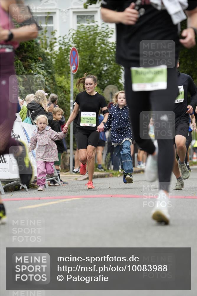 30.08.2026 - Blankeneser Heldenlauf Patografie http://msf.ph/oto/10083988 30.08.2026 10:22:10 Ziel 5145, 5162, 5430, 5434, 5695, 5760, 5795, 5863, 5873 meine-sportfotos.de